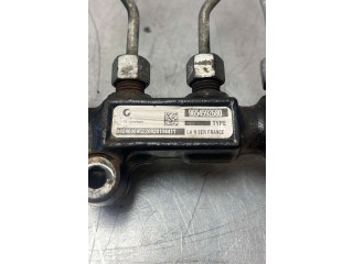 Топливная рампа    Volvo V50   для двигателя D4164 T