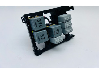   Pojistková skříňka 1T1937503A   Volkswagen Tiguan 2008