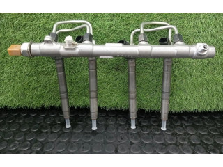 Vstřikovací lišta Audi A8 S8 D5