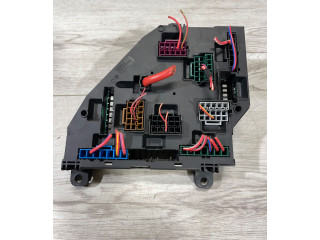 Блок предохранителей 9210860, 117033453   BMW X3 G01    