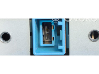 Дисплей    8X2310E889AD   Jaguar XF X250