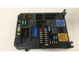 Блок предохранителей 9819851380, 981985138001 Citroen C4 Grand Picasso