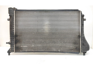 Интеркулер  1K0145803H   Volkswagen Caddy 