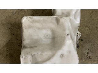 Бачок оконной жидкости