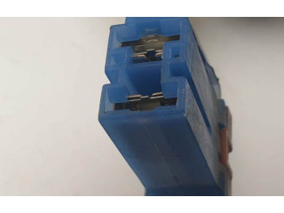 Рулевая рейка 7700437049 Renault Clio II 2001 - 2005 года