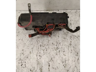 Блок предохранителей 13170899, 00197711 Opel Vectra C