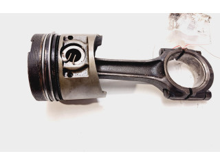 Píst Mitsubishi Pajero