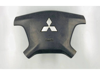 Подушка безопасности водителя ZCYU674175W, 7030A099 Mitsubishi Pajero