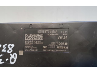 Блок комфорта 5Q0937084EA   Audi Q3 F3   