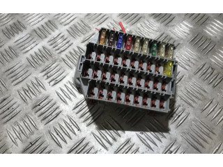 Блок предохранителей  9162439, 9162439   Volvo V70    