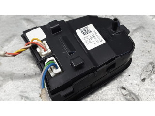 Кнопки рулевого колеса