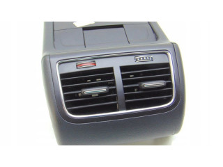 Задняя воздушная решётка