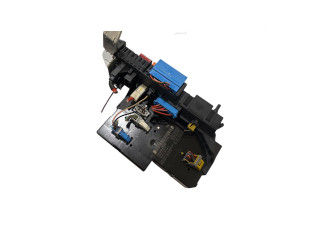 Pojistková skříňka 2049005003, 5DK01102241 Mercedes-Benz C W204 2012