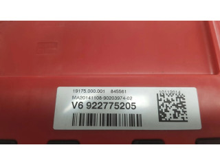   Pojistková skříňka 61149227752   BMW 4 F36 Gran coupe 2013