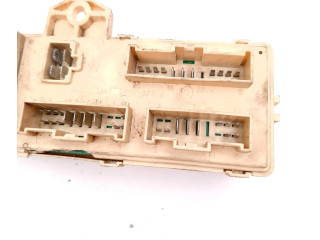 Турбина Блок предохранителей KIA Sorento           