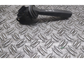 Ручка стеклоочистителей    Volvo V70