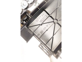 Блок предохранителей  1J0937550AB   Skoda Octavia Mk1 (1U)    