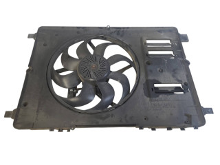 Вентилятор радиатора 31439882 Volvo S60