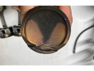  Поршень с шатуном    Renault Clio V  