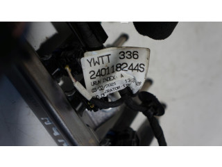 Топливная рампа    Renault Clio V  