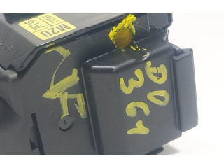 Ручка стеклоочистителей 8465276090, 7611017L686 Lexus LBX