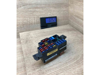 Блок предохранителей 7703297597 Renault Clio II