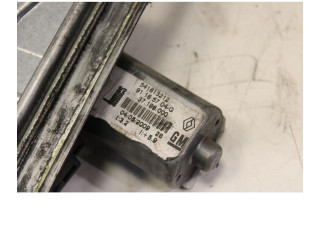 Vstřikovač 541613212, 37186000   Opel Vivaro    M9R E7 