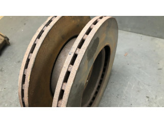 Передний тормозной диск