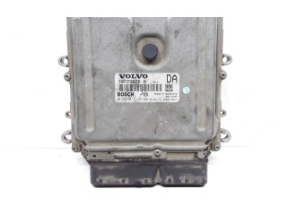 Блок управления двигателя 30729826, 0281012103   Volvo V70