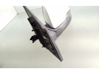 Зеркало электрическое        SsangYong Korando   -  года   