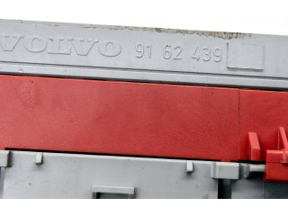 Блок предохранителей 9162439 Volvo V70