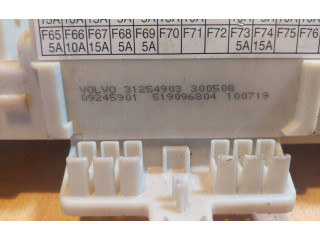 Блок комфорта 31254903, 519096804   Volvo V50   