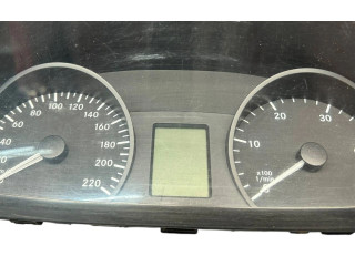 Přístrojová deska Mercedes-Benz Vito Viano W639 2011 A6399001100