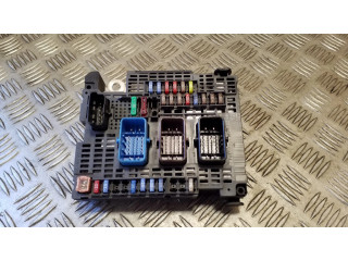 Блок предохранителей 9807091780   Citroen C4 Grand Picasso    