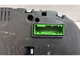 Спидометр (приборный щиток) GK7210849EC Land Rover Defender