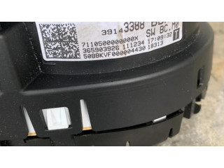 Другая деталь салона