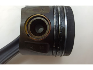 Píst 8370B Mercedes-Benz C W204