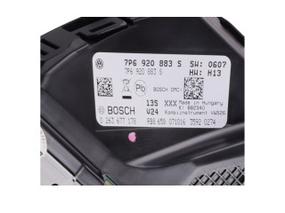 Přístrojová deska Volkswagen Touareg II 2017 7P6920883S