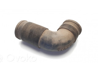 Деталь (детали) канала забора воздуха