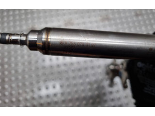 Vstřikovací lišta A2560700187, A2740703800 Mercedes-Benz C W205