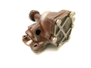 Масляный насос L410M1T5 UE45884 Bentley Arnage