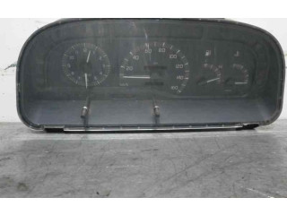 Панель приборов 7700308313, 09044389902 Renault Trafic I