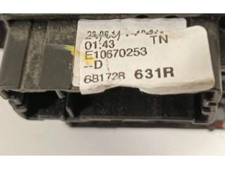 Ручка стеклоочистителей 681728631R   Dacia Dokker