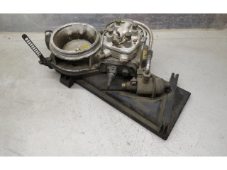 Vstřikovací lišta 0438121076, 051133353 Volkswagen PASSAT B3