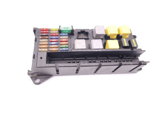 Блок предохранителей 9065450101, 5B11F0117    Volkswagen Crafter  CECA 