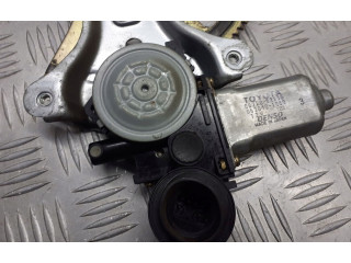 Přístrojová deska  Toyota Corolla Verso E121 2002 8572052110  