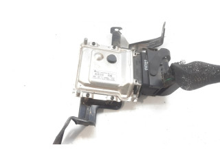 Блок управления двигателя 3911103850 KIA Rio