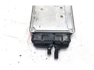 Řídící jednotka 03G906016LF Volkswagen Caddy 2008