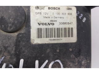 Вентилятор радиатора 30680547, 30680512 Volvo V70