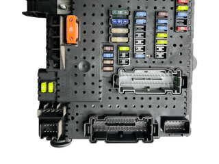 Блок предохранителей 8676391, 12217799 Volvo S60